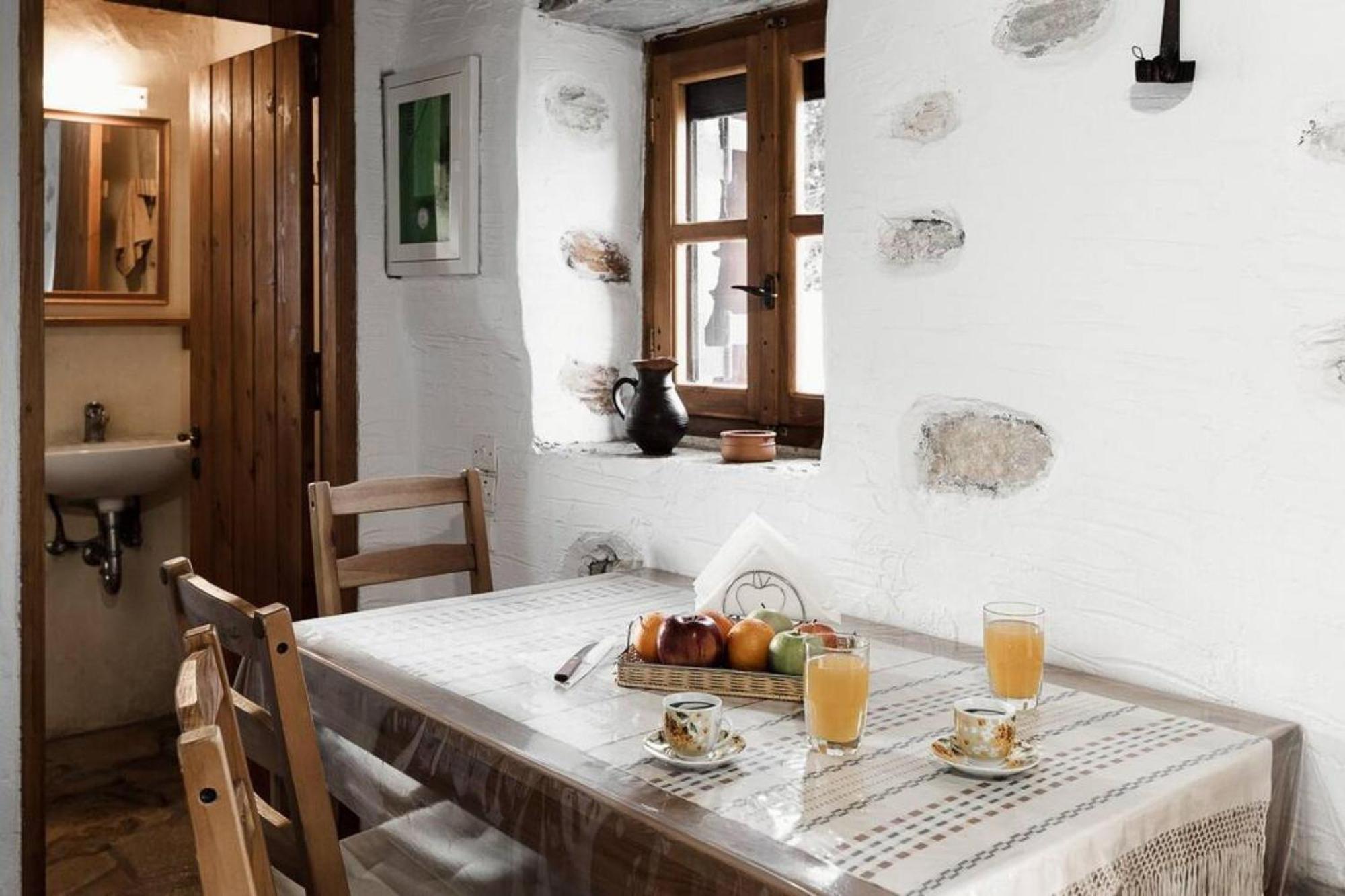 Naxos Alyko Traditional Vacation House "Mitatos" Aliko Beach エクステリア 写真