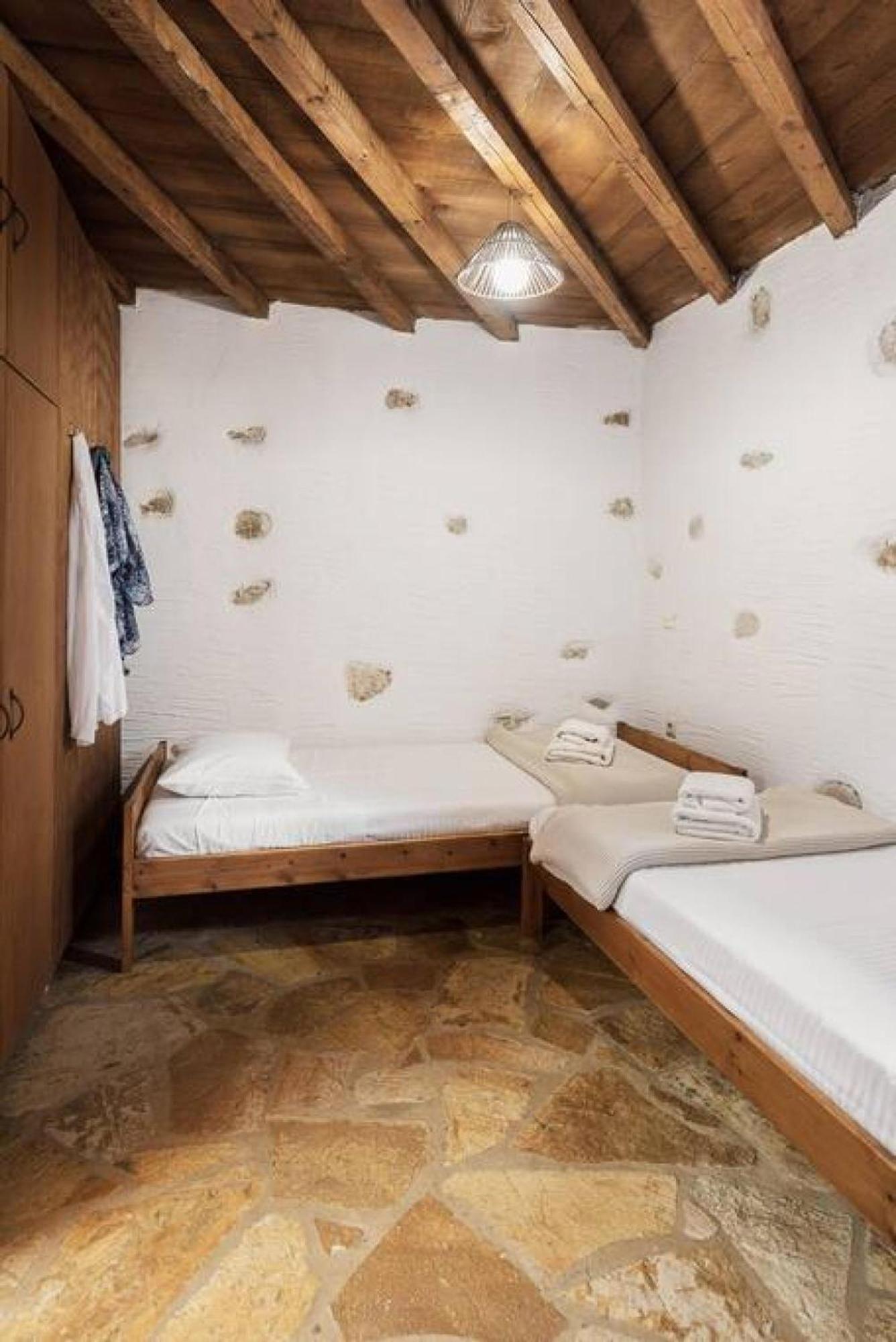 Naxos Alyko Traditional Vacation House "Mitatos" Aliko Beach エクステリア 写真